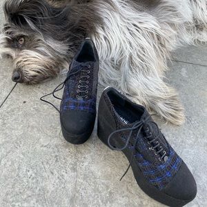 CHANEL black & blue tweed oxford platform.